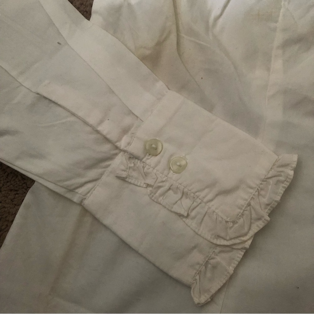 🆕 St. John’s Bay White Shirt - Picture 3 of 6